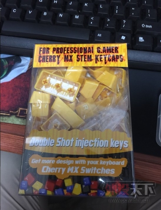 �����ݡ���һ�׻�ɫ̫����ñ �ѳ�