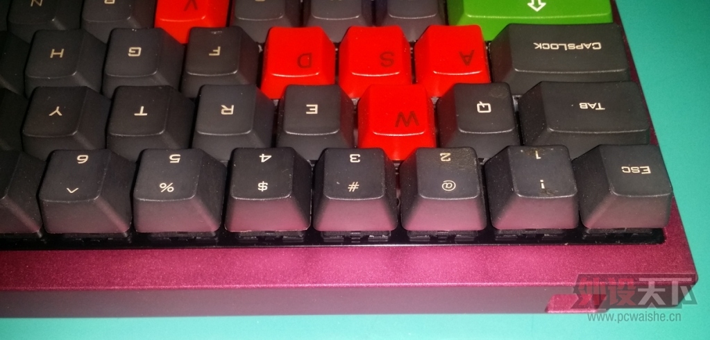 ������һ�ѻ�е���̣�Poker2���о�������������