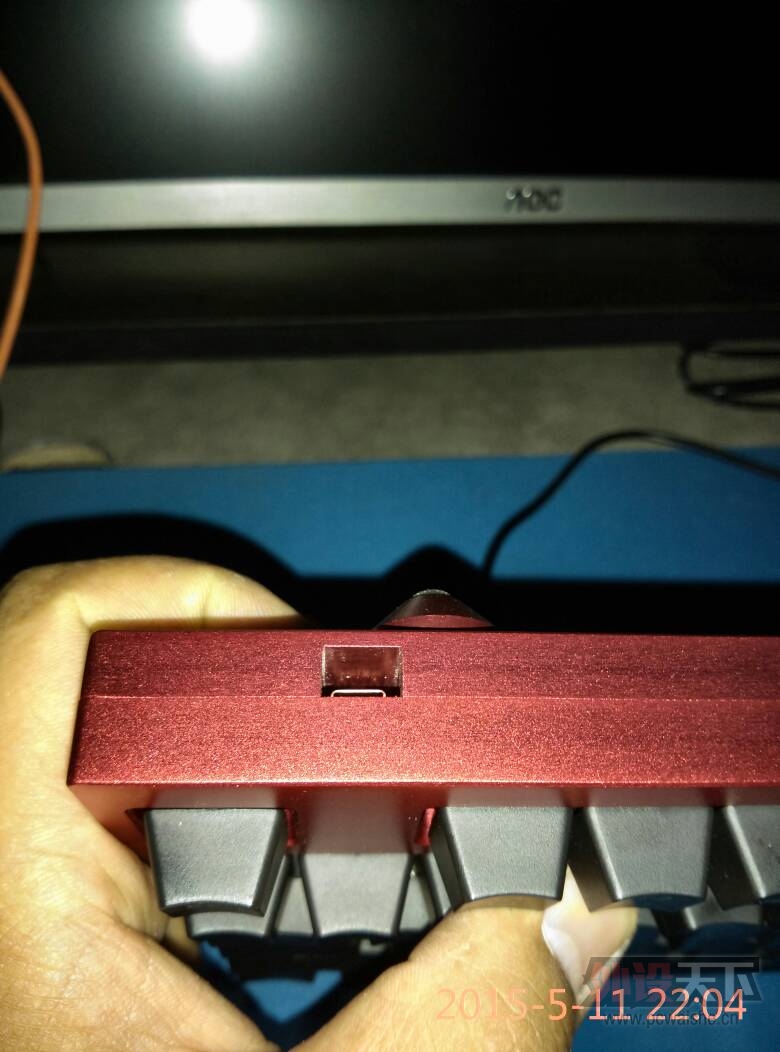 �����ۡ������ϡ�MKC��ɫ�����̵ƻ�е����