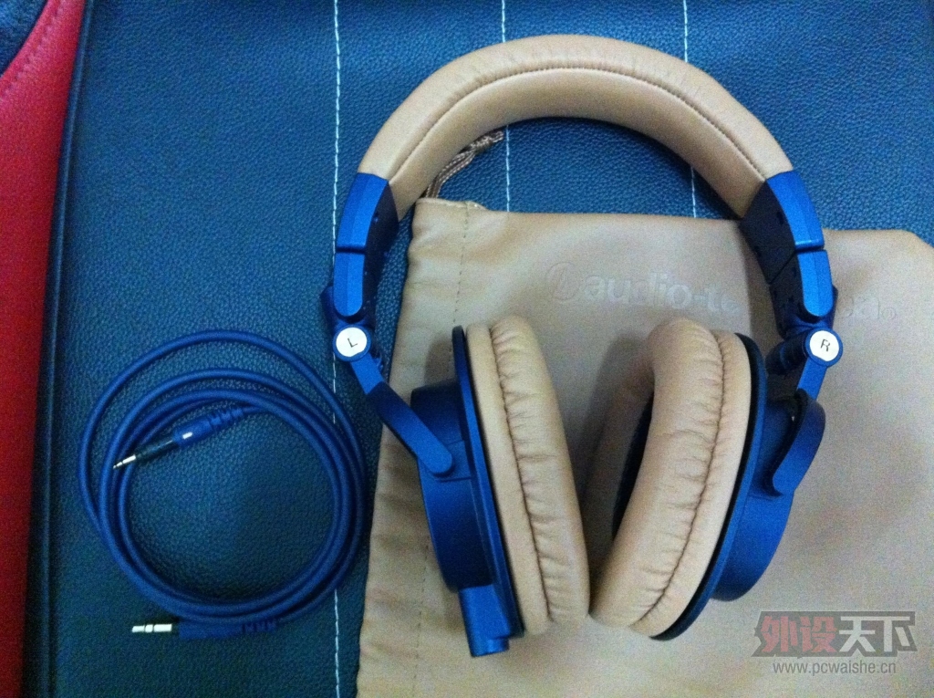�����ա�����������ATH-M50x��ɫ���������