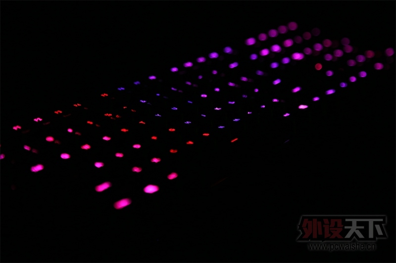 �����������׷����������𼫹�100c˫ɫ�����е��������