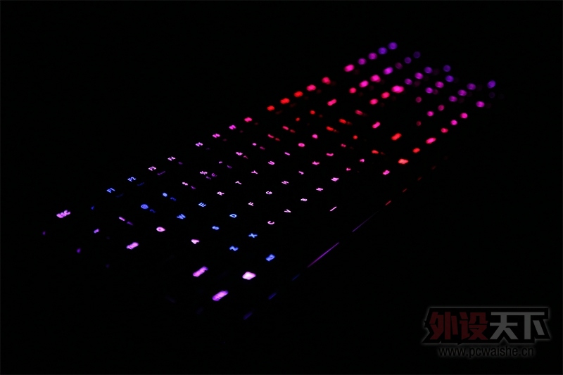 �����������׷����������𼫹�100c˫ɫ�����е��������