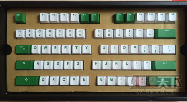 �����ա���ʽ���󣬱�ɾ���ؿ������ճ���꣬��ñ��