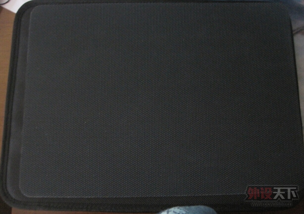 �������������ۣ����� Razer �ƻ�������2 �ѳ�����