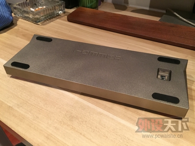 ��������5.19����,�ļۡ���ͷ����\QPADͰװ����\��ñ���ɺ�\GMK RGB��