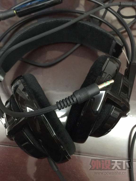 [����]���������������V1 ��ɫ��˶��ҹ��Ȱ� 98�����޼�G1