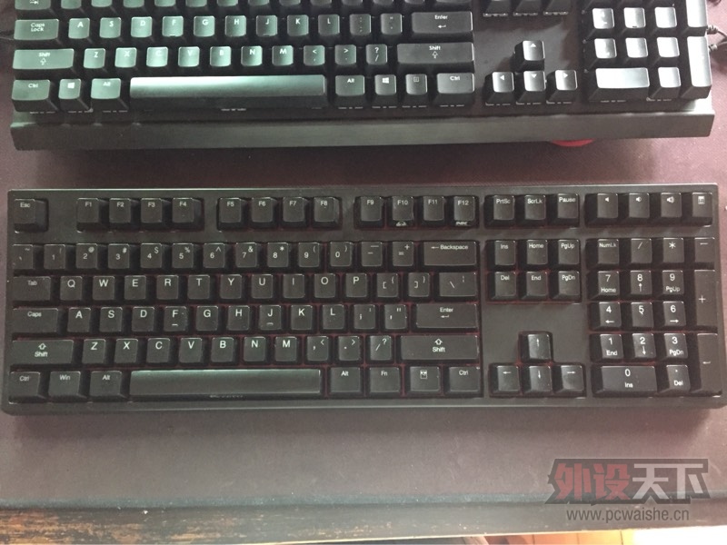 �����������ݳ��������ÿ���108��ɫӣ�Һ���