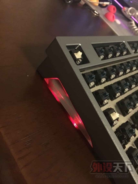 �����ݡ�DUCK V1/������޴�ʦ/���伫���