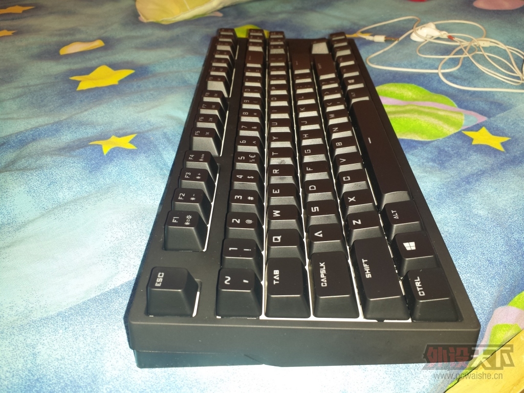 ��ɽ�������ѳ������伫����ᣬ����ȫ�£���ͨ��