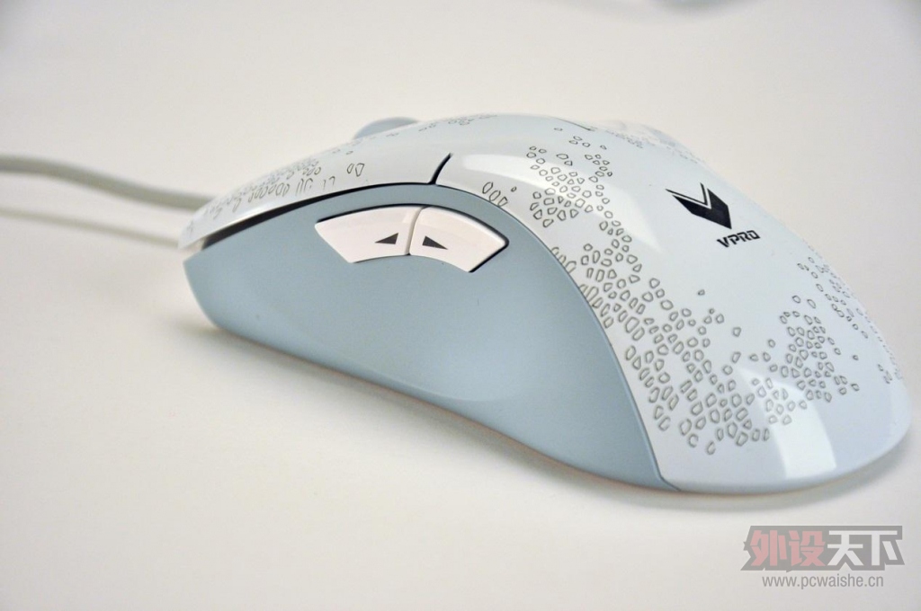 99Ԫ�� �װ�V200�羺��Ϸ����ɫ������