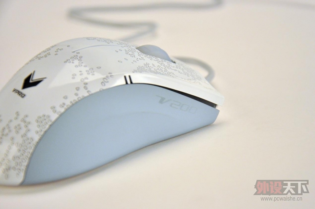 99Ԫ�� �װ�V200�羺��Ϸ����ɫ������