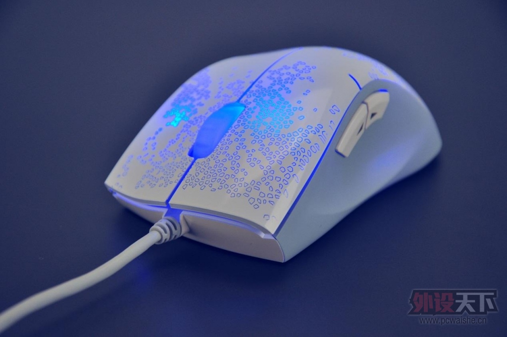 99Ԫ�� �װ�V200�羺��Ϸ����ɫ������