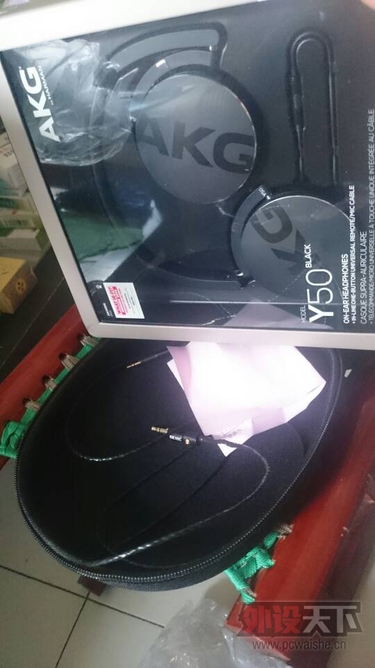 ��ɽ��������    akg y50