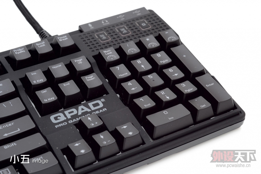 [С��ԭ��] ��ƿ�¾�Ҳ���ˡ���Qpad MK-90 RGB�����е����