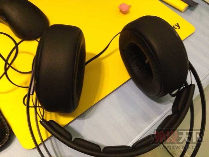 ���Ĵ��ɶ������SteelSeries����������Elite��Ӣprism