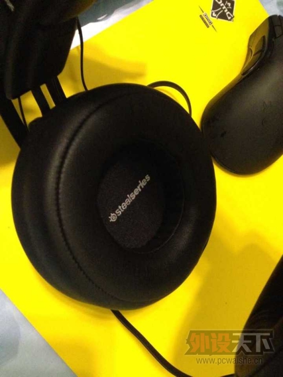 ���Ĵ��ɶ������SteelSeries����������Elite��Ӣprism