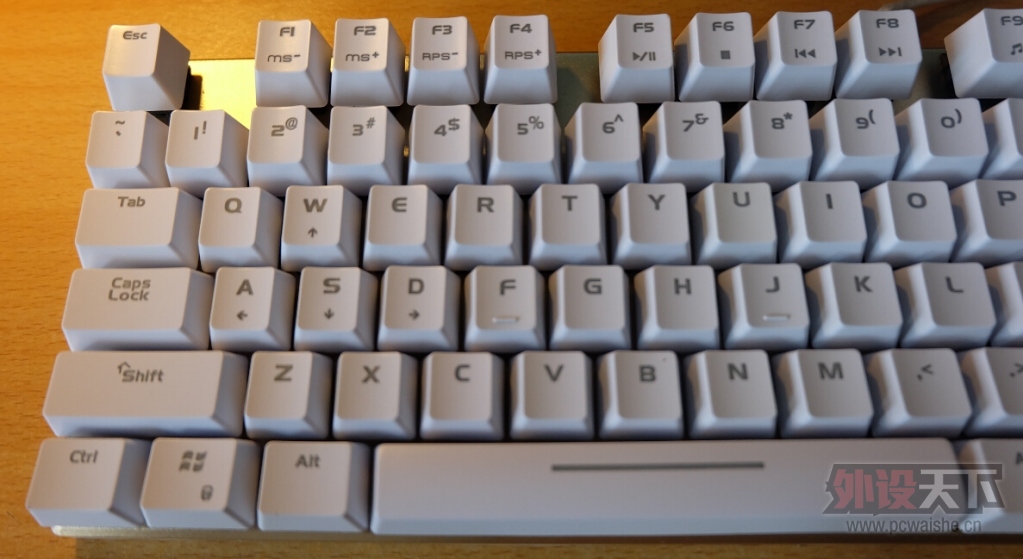 ���㶫������� ���� ���� ��ɫ��ñ ��ɫ�ְ� ��ɫ��� 230���