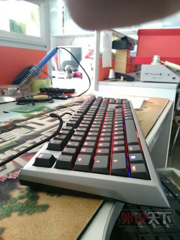 ���˿�һ�����ˣ�MX6.0���ڵ��ˣ���ľ��һ���������İ���