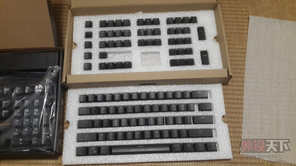 �����ա����ݳ�����Щ�Ͷ˻�������G302��G100S��Sica����٤Attack2���̵�