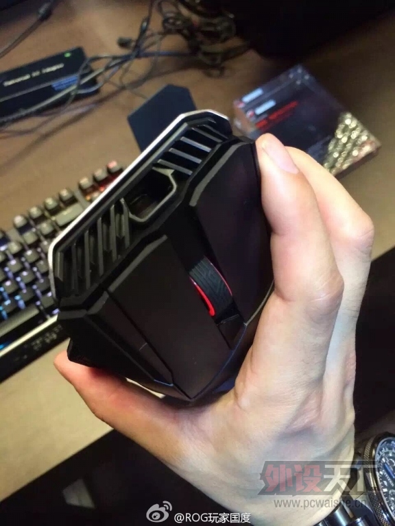 ROG��ҹ����Ƴ�ROG Spatha�羺��꼰ROG Claymore RGB����