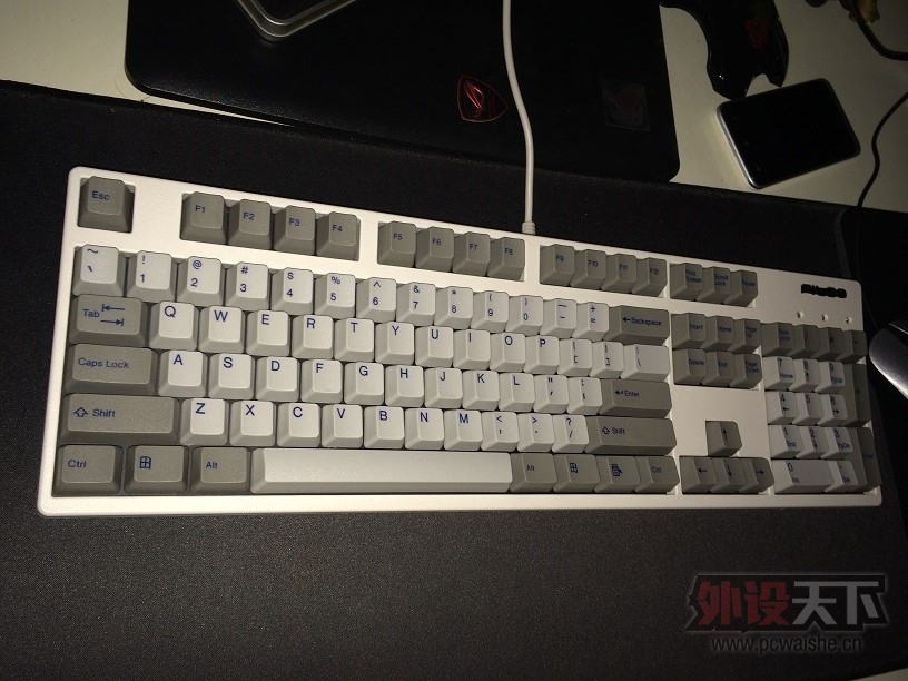 ��������KBT ONE ���� M505 RIVAL һЩ��ñ