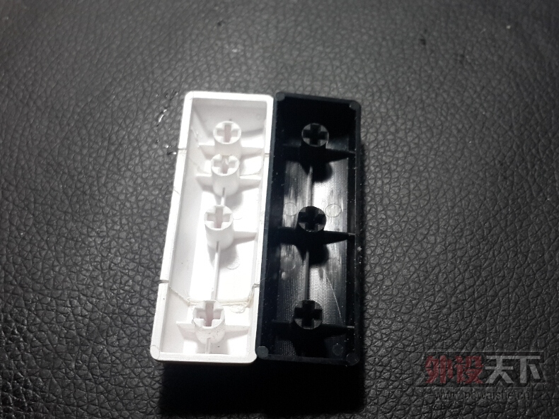 NPQ[H}@P}_AP8$U(YH`PY$4.jpg