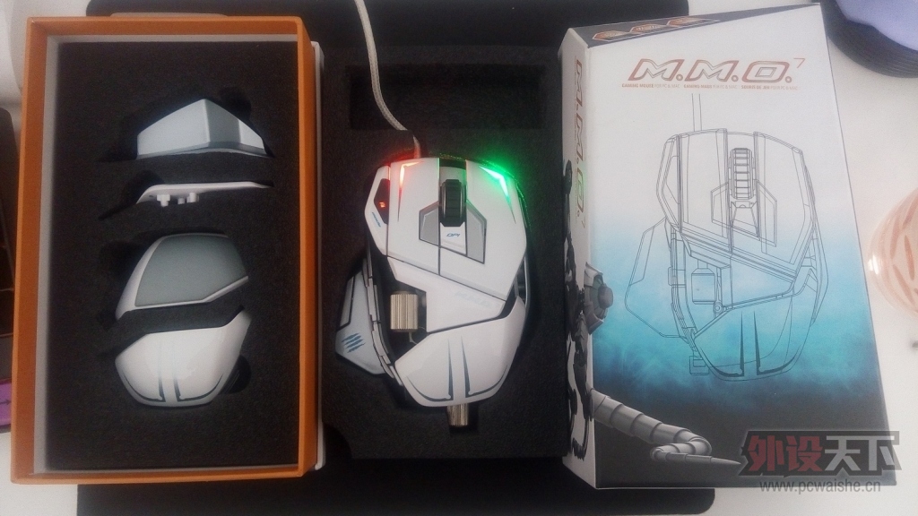 ��֣�ݡ����ѿ��°�MMO7ѩħ ����9��+