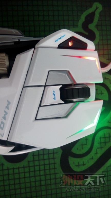 ��֣�ݡ����ѿ��°�MMO7ѩħ ����9��+