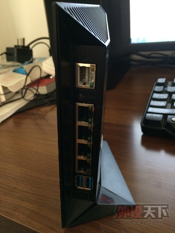 ������������˶ RT-N65U ˫Ƶ·���� 240����