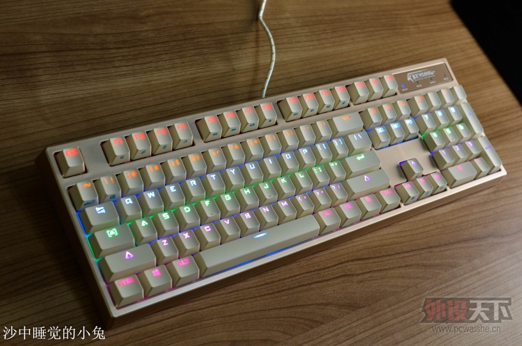 ��쵱����������ϵ�У����� Hero 104 ���LED��ҫ���е���� ��������