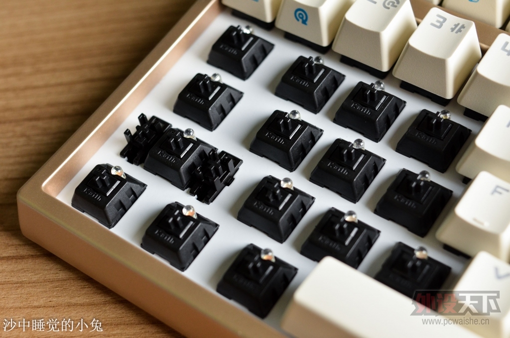 ��쵱����������ϵ�У����� Hero 104 ���LED��ҫ���е���� ��������