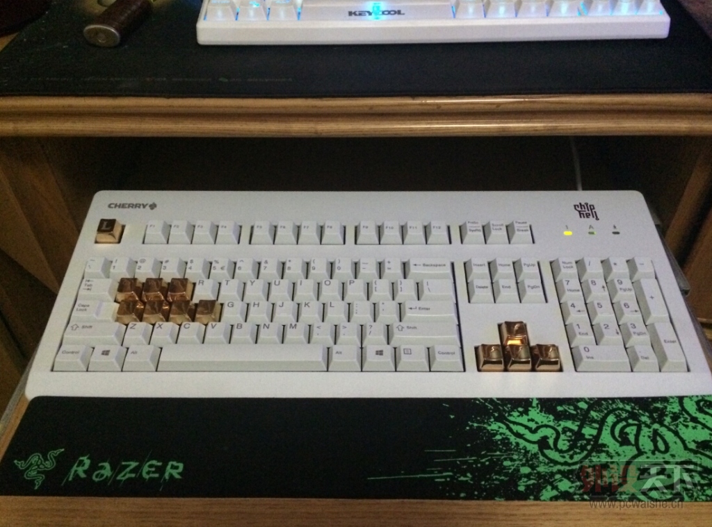 �����ݡ�Cherryӣ�� G80-3000 ��ɫ����+LOL������ñ780Ԫ����