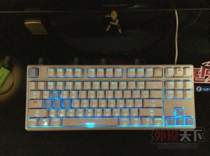 �����ݡ�Cherryӣ�� G80-3000 ��ɫ����+LOL������ñ780Ԫ����