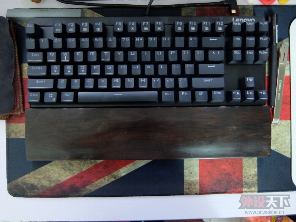 Lenovo MK 100������