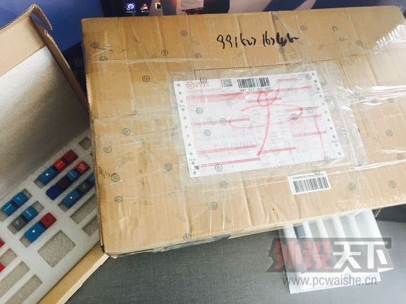 �����ݡ�ӣ�� 1856K1  �ڶ�ɫ��ñ �������� ����� �Ե�100