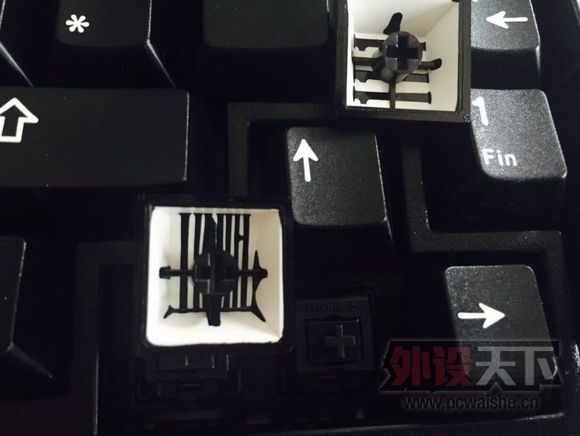 �����ݡ�ӣ�� 1856K1  �ڶ�ɫ��ñ �������� ����� �Ե�100