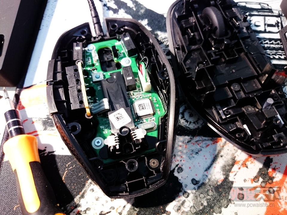 �������� ����С�󡪡������հ��޼�G303��Logicool G303��