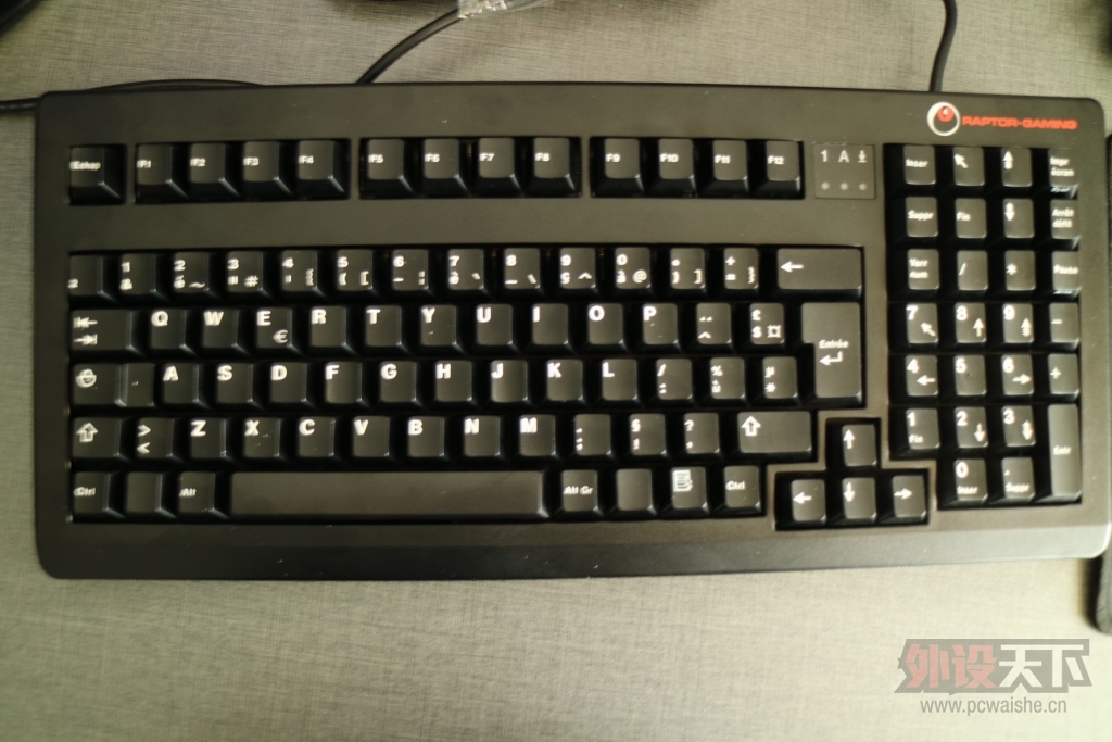 �����ݡ�ӣ�� 1856K1  �ڶ�ɫ��ñ �������� ����� �Ե�100