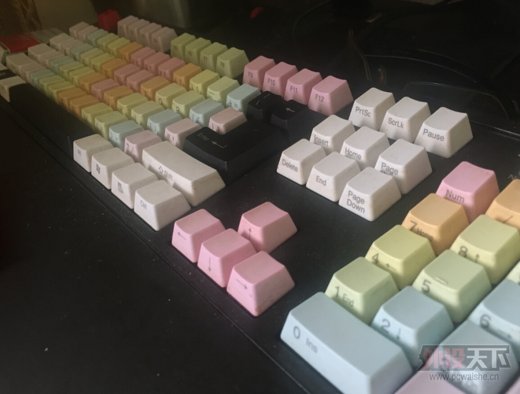 ���Ϻ����� �ʺ�104 KBC PBT ���  RMB220