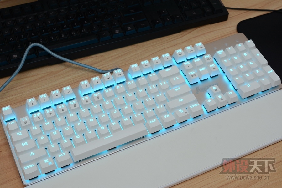 ���ò�˵���ǱȽ����� һ��RGB��е