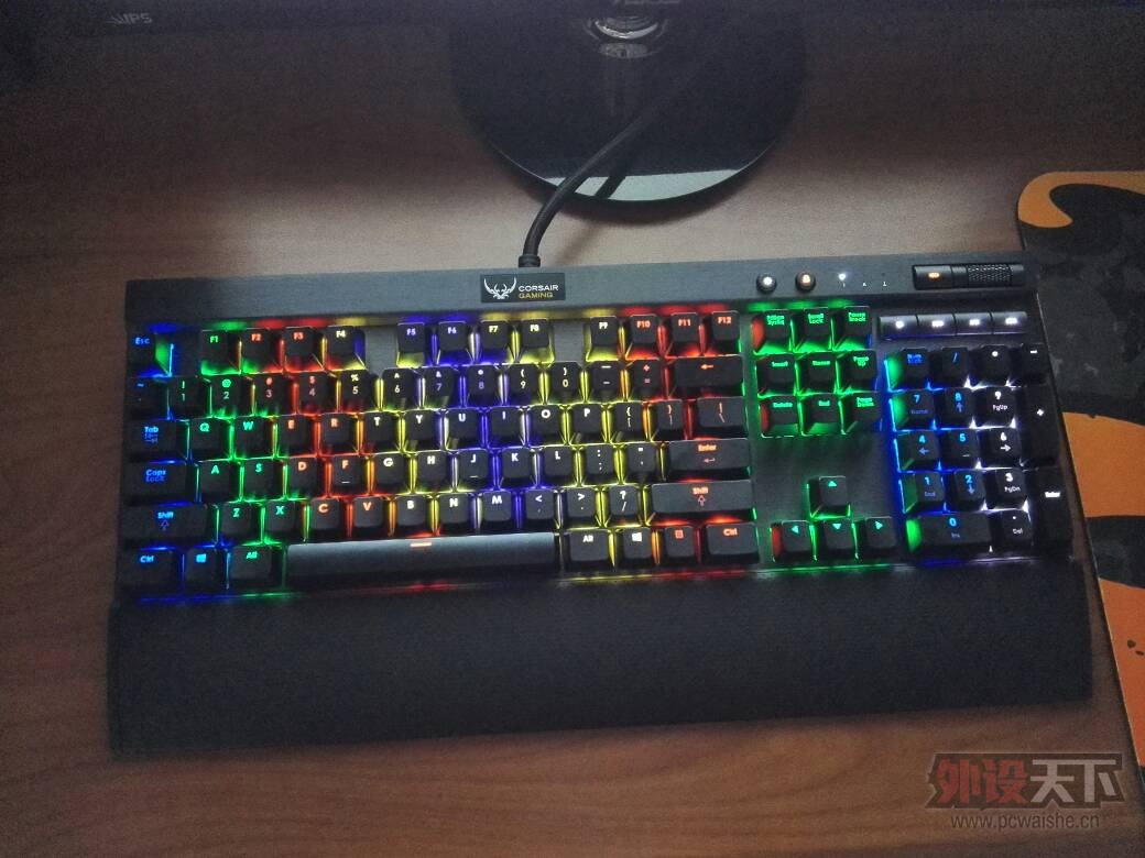 ͨk70 rgb  951100