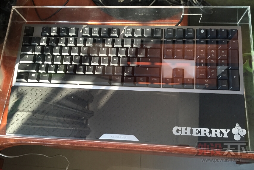 QQ��ͼ20150617211431.jpg