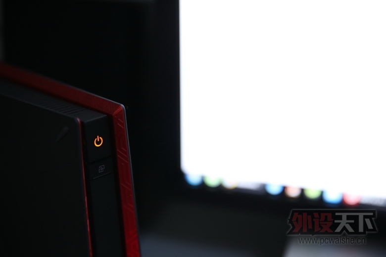 ASUS ˶ ROG GR8 PC