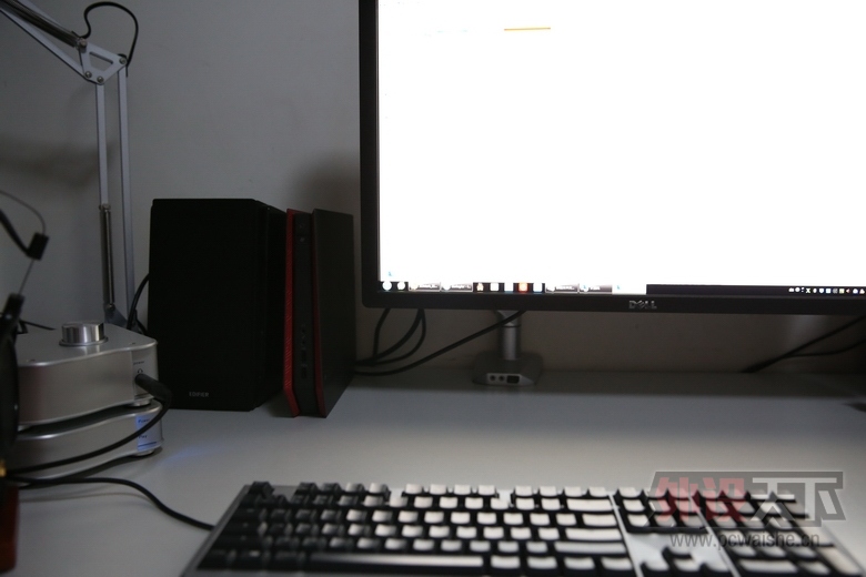 ASUS ˶ ROG GR8 PC