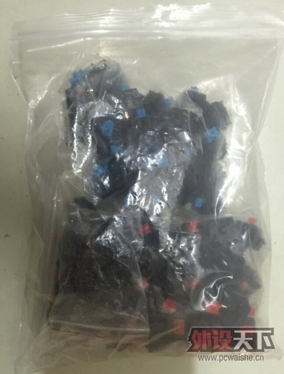 �����������˽�R1��ɫ��FMJ����һ��ɫ��RK RC930�����ݵ�5��