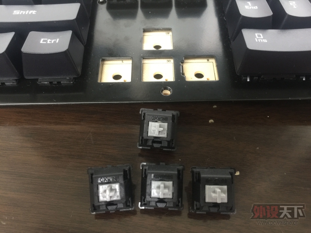 ²ĪZERO 