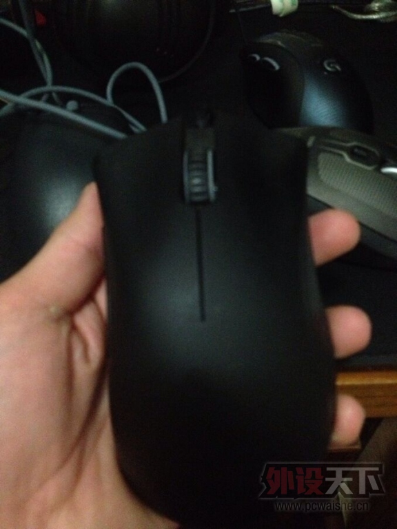 �����������͵��ӵ�