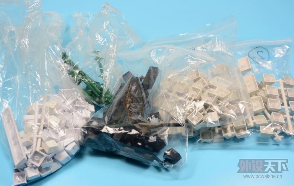 ����֮�硪��EverGlide˫ɫPBT͸��.��ɫPBT��ñͼ��