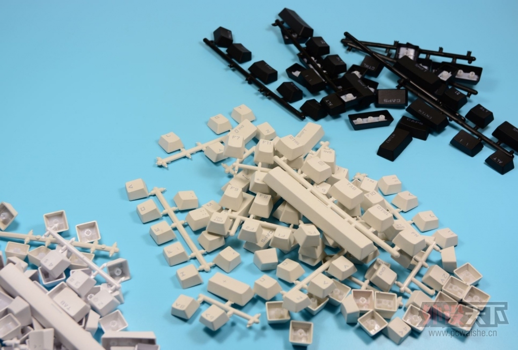 ����֮�硪��EverGlide˫ɫPBT͸��.��ɫPBT��ñͼ��