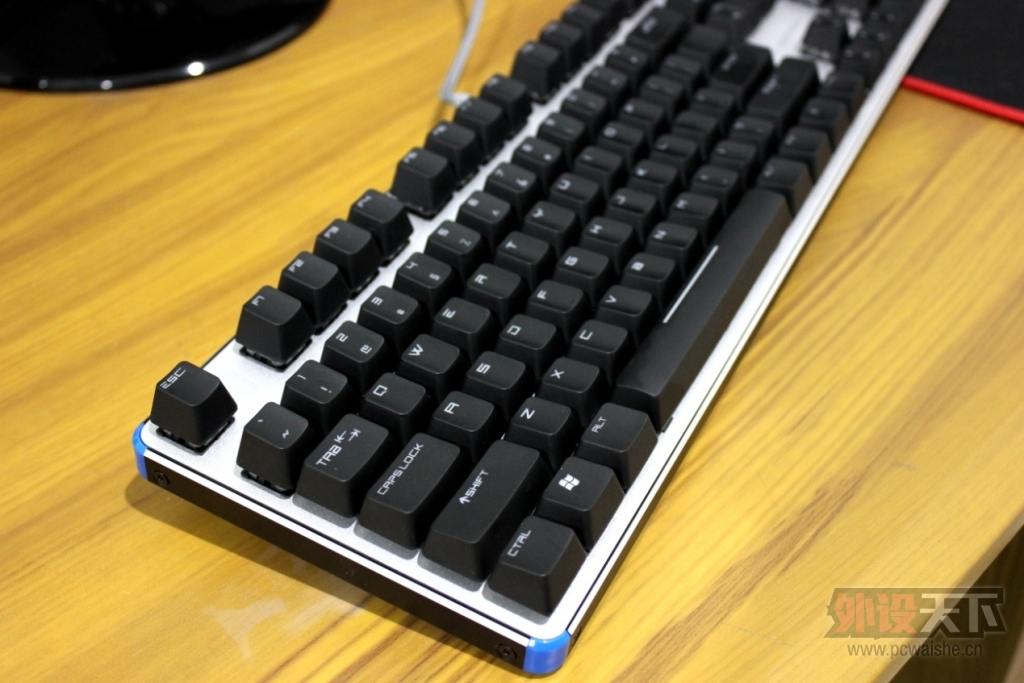 ��30P����Ϲ�ˣ���һ�����������������ף���������Ϸ����Ⱦ
